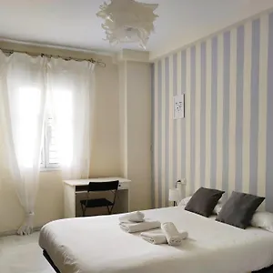 Casa Torrijiano.parking Gratis!. Sevilla